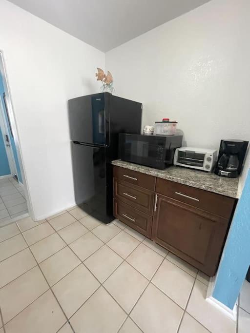 Entire Home By Siesta Key/Closed To Downtown Sarasota Exterior photo