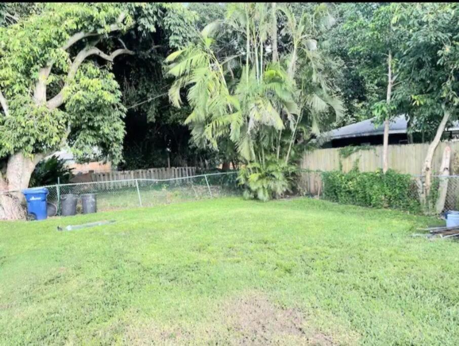 Entire Home By Siesta Key/Closed To Downtown Sarasota Exterior photo