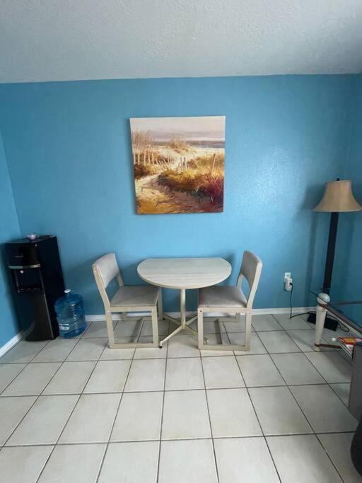 Entire Home By Siesta Key/Closed To Downtown Sarasota Exterior photo